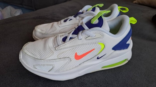 Elad Nike Air Max 33.5-es,j llapot Csepelen