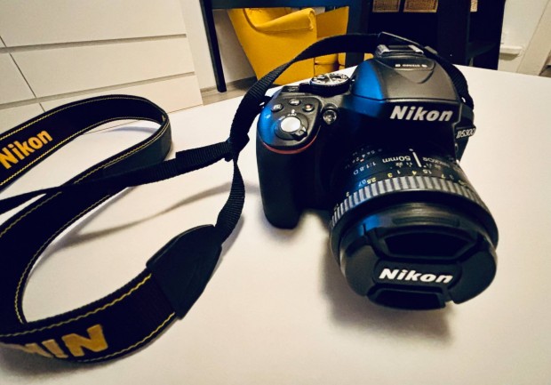 Elad Nikon D5300 + Nikon Nikkor AF-P 18-55mm DX VR + Nikon AF Fix 50m