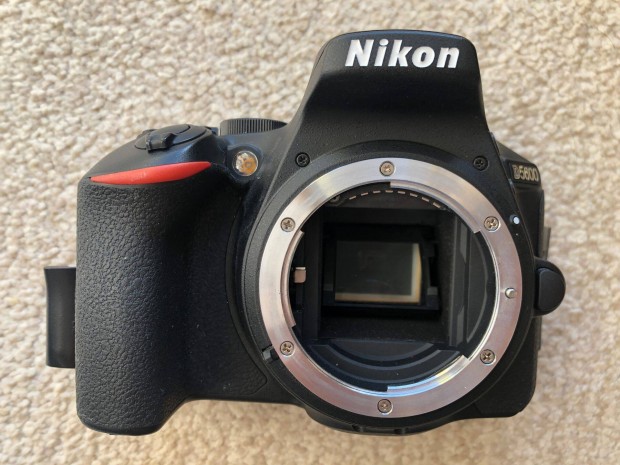 Elad Nikon D5600 vz