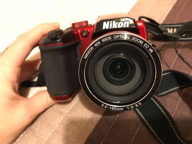 Eladó Nikon fényképezőgép