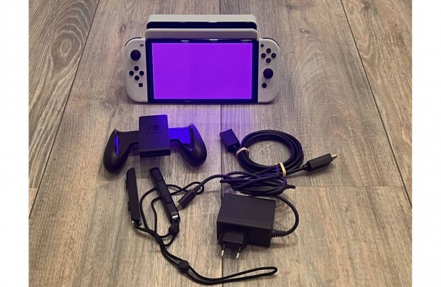 Elad Nintendo Switch OLED, Cfw utn Lila kijelz!