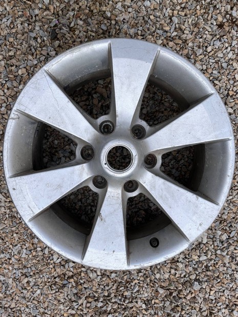 Eladó Nissan 17 alufelni