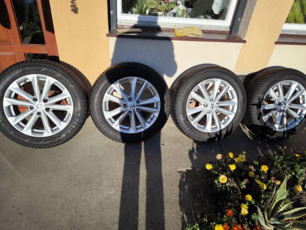 Elad Nissan Qashqai 17" alufelni tli gumikkal, Tpms szenzorokkal