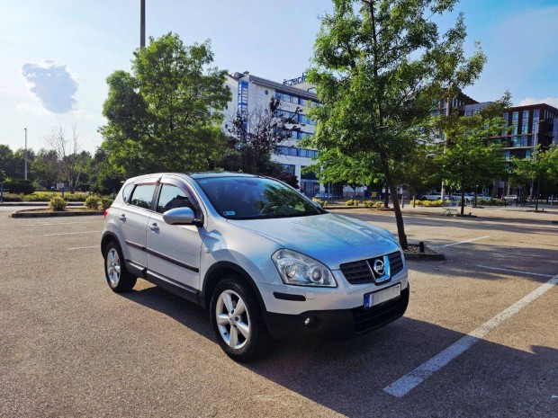 Eladó Nissan Qashqai 1.6 Tekna Pack 2WD