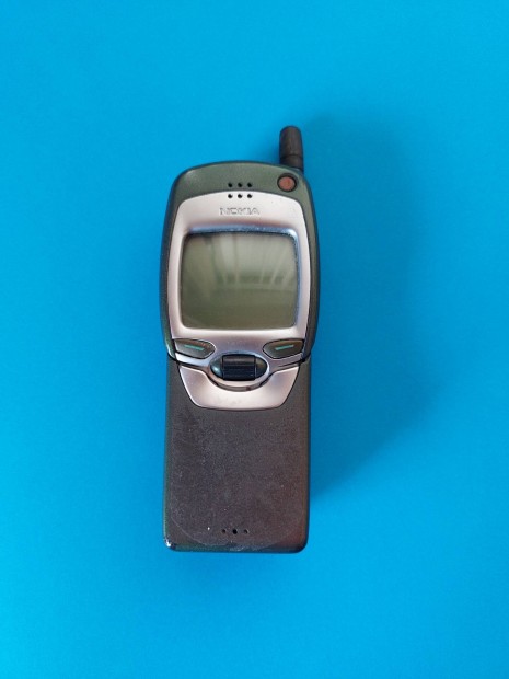 Elad Nokia7110.