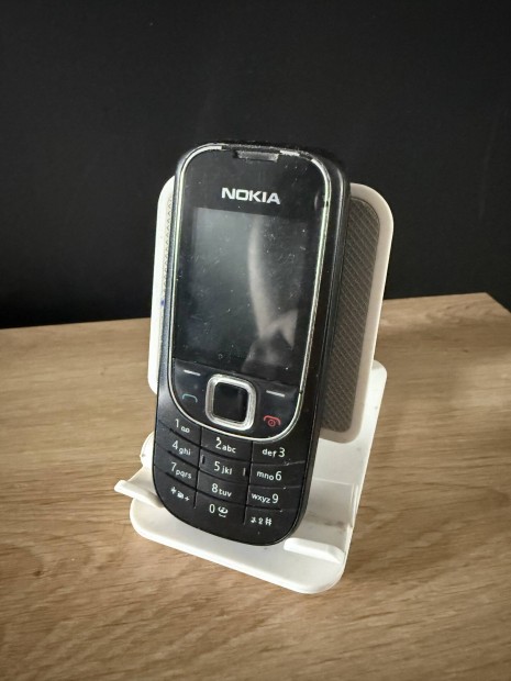 Elad Nokia 2323 