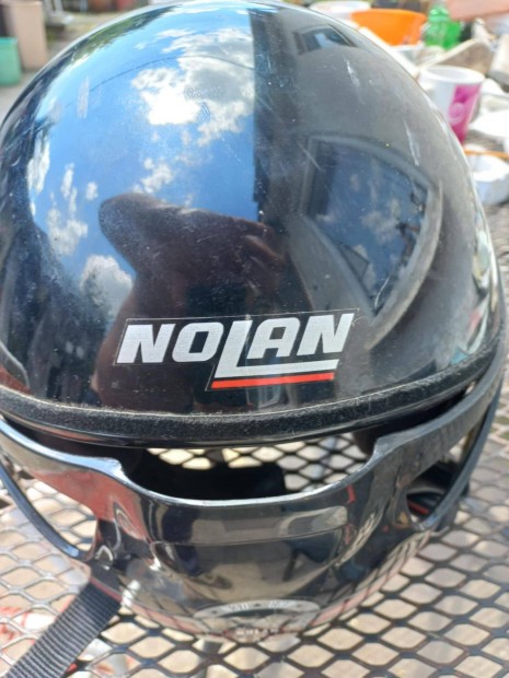 Eladó Nolan bukósisak