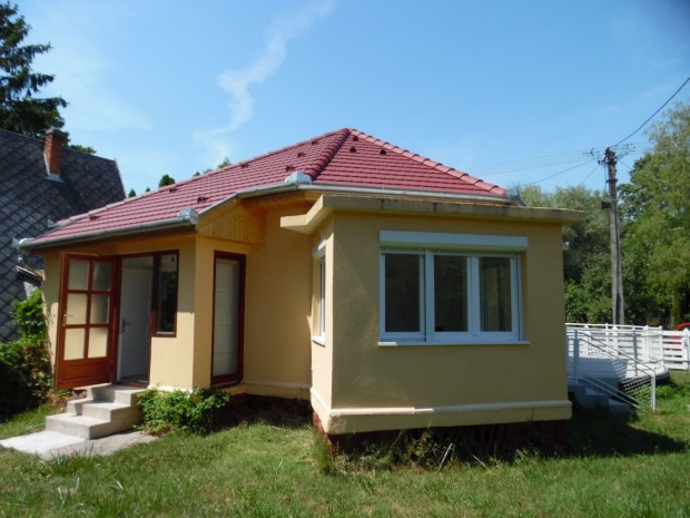 Eladó Nyaraló, Balatonfenyves 69.400.000 Ft