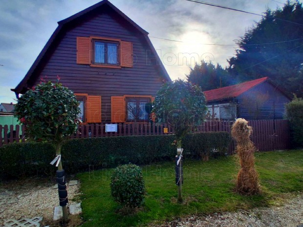 Elad� Nyarol� Dunasziget