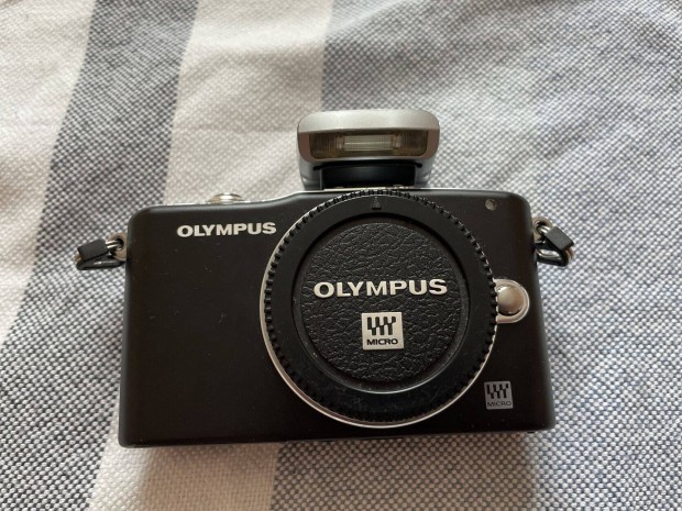 Elad Olympus PEN Mini E-PM1 (hibs)