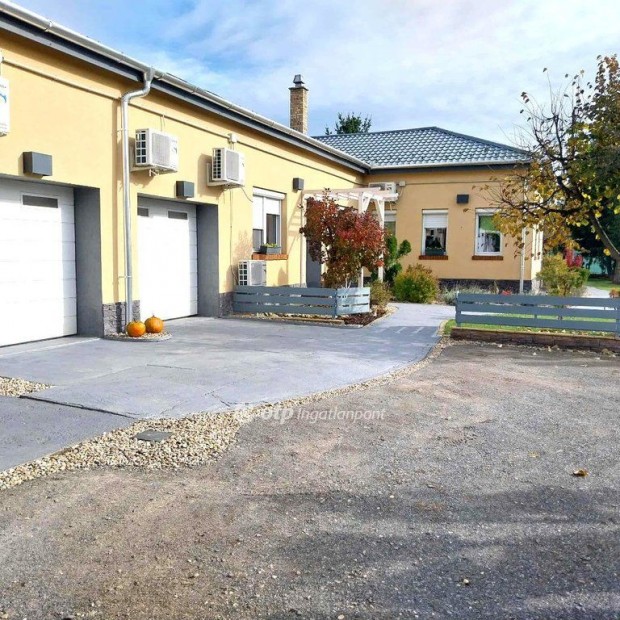 Elad� �n�ll� gar�zs, Ny�regyh�za