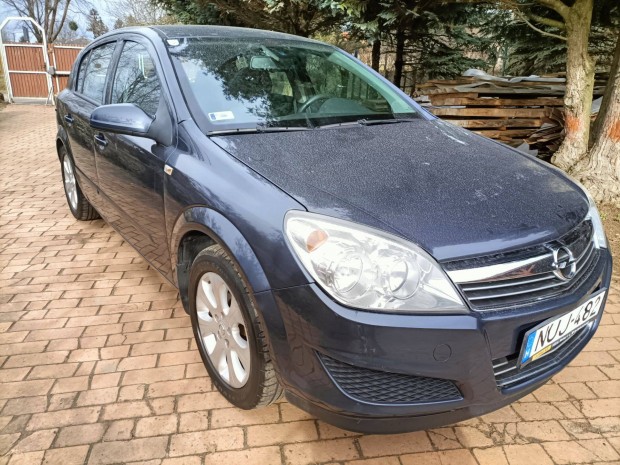 Elad� Opel Astra H 1,9 CDTI �j vez�rl�s!