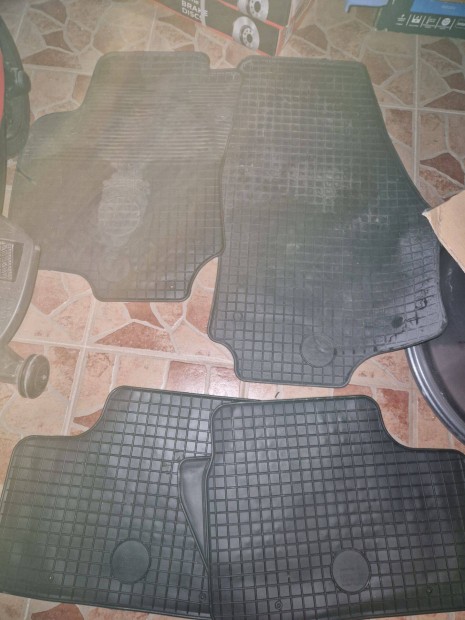 Elad� Opel Astra H, Zafira gumi sz�nyeg szett