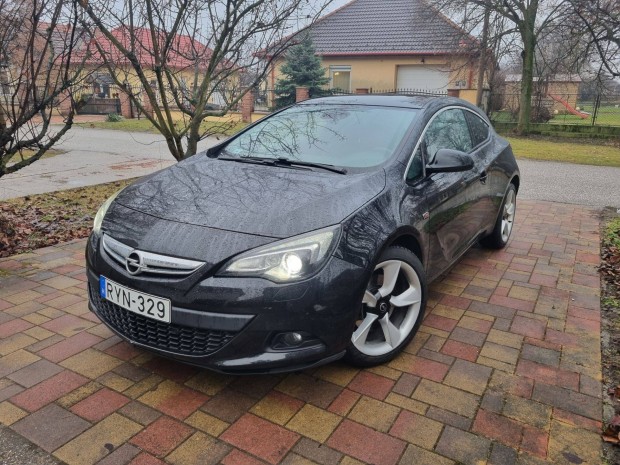 Elad� Opel Astra J GTC 1.4 T Sport