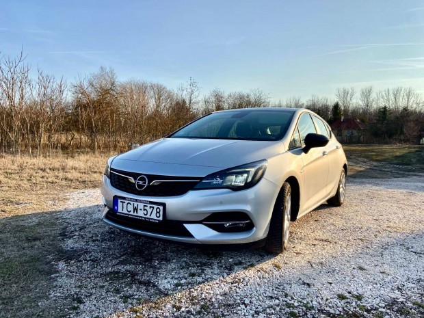 Elad� Opel Astra K 1.2 Turbo Business Edition Megk�m�lt, Friss M�szaki