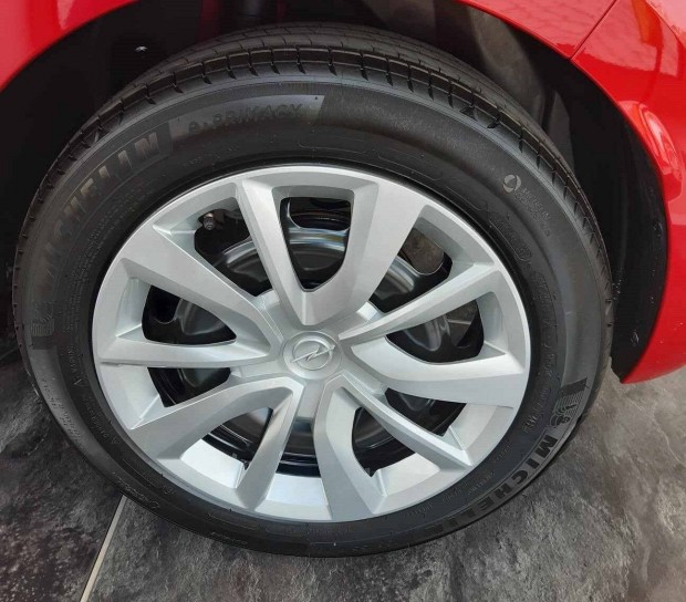 Elad Opel Corsa j Nyri gumik