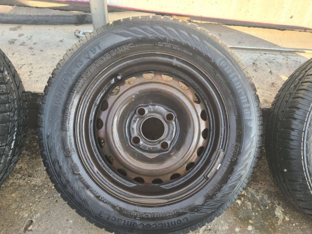 Elad� Opel F astra komplett kerekek!