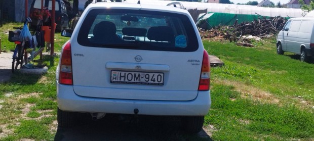 Elad Opel G Astra Caravan 1.4!