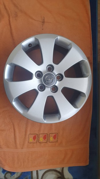 Eladó Opel Insignia gyári 17"-os alufelni garnitúra!