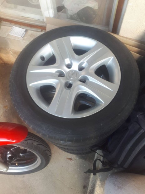 Elad� Opel Meriva B. ny�ri garnit�ra 205/55X16