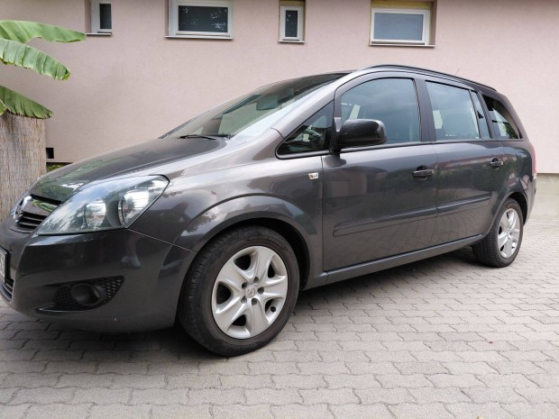 Eladó Opel Zafira 1.7 CDTI