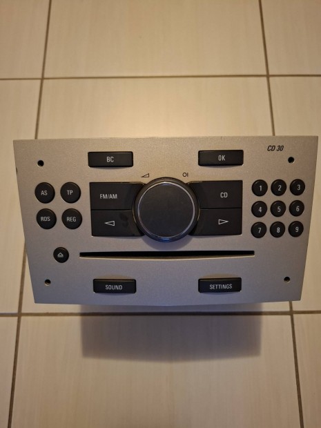 Elad� Opel corsa D aut� r�di�.