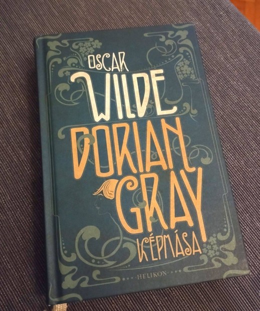 Elad Oscar Wilde: Dorian Gray kpmsa knyv j