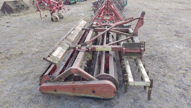 Elad� PZ-300 kompaktor, 3 m�teres, j� �llapotban