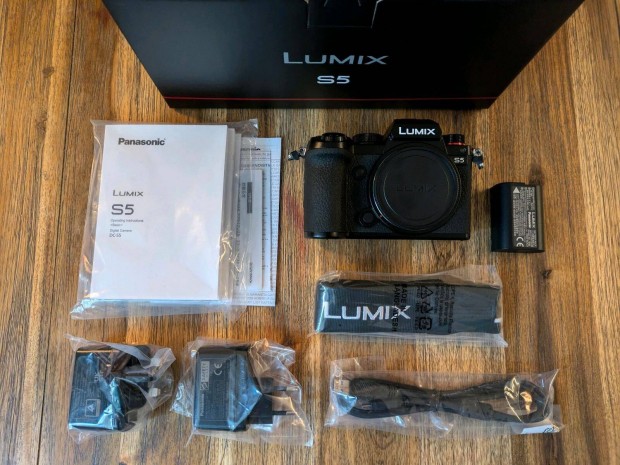 Elad Panasonic Lumix S5 vz eredeti csomagolsban