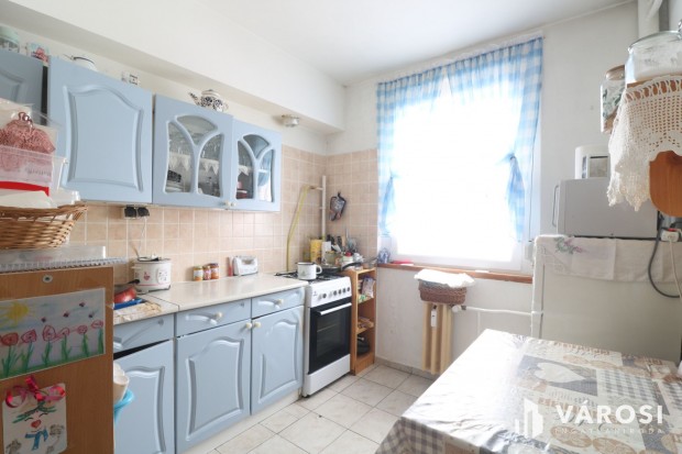 Elad� Panel Lak�s H�dmez�v�s�rhelyen !