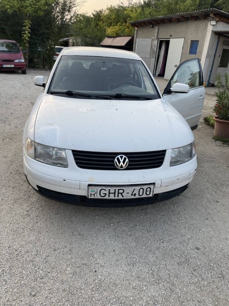 Elad Passat 1.8 benzin