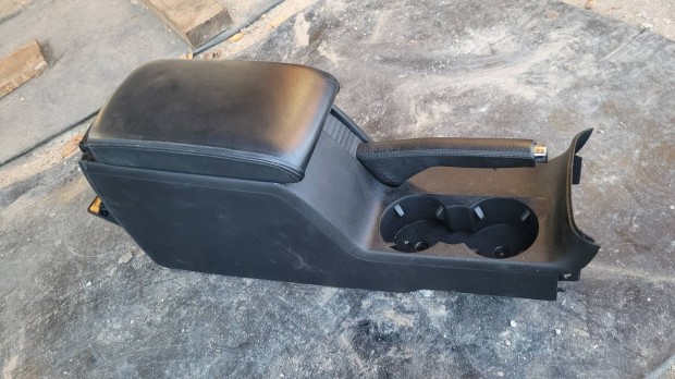 Elad Passat B5.5 gyri fekete br knykl kzifk karral egytt