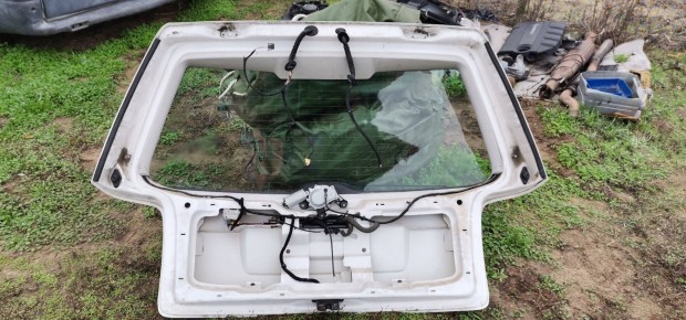 Elad Passat alkatrsz 