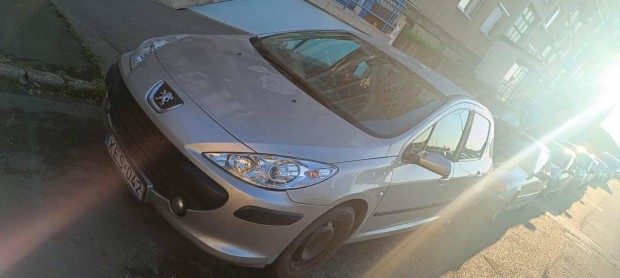 Elad Peugeot 307