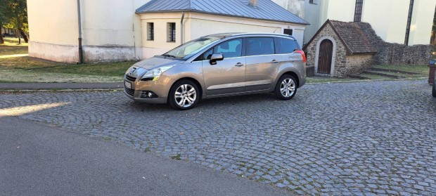 Elad Peugeot 5008 1.6 Thp