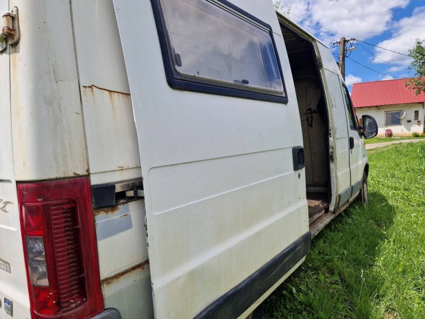 Elad Peugeot ducato!