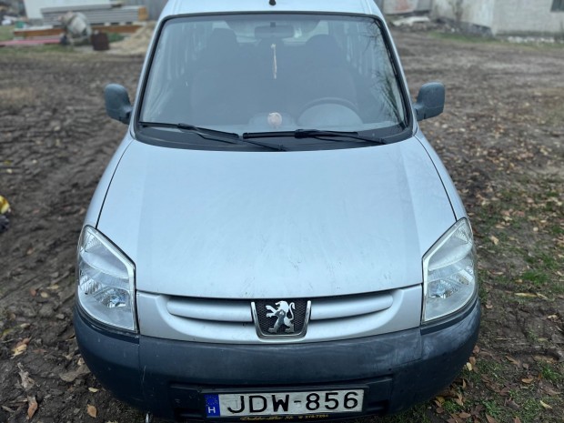 Elad Peugot Partner 1,9Td