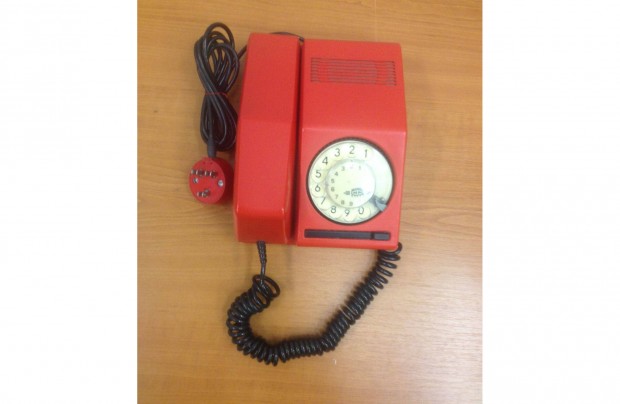 Eladó Piros színű Tárcsás CB811 vezetékes telefon Retro!
