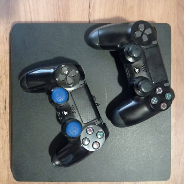 Elad Playstation 4, kontrollerrel, jtkokkal