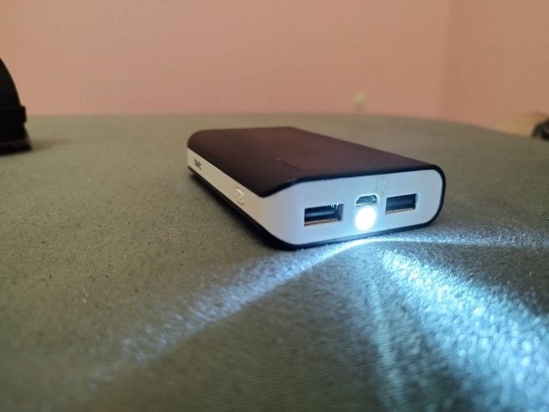 Elad Powerbank