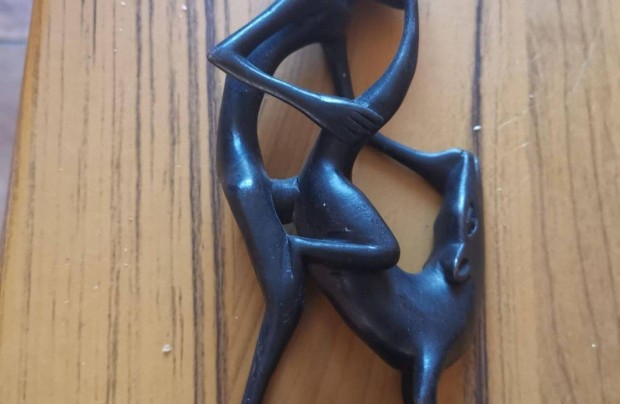 Elad.Rgi figura