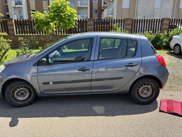 Eladó Renault Clio 1.2 Benzin