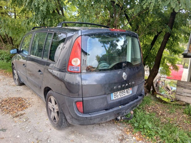 Elado Renault espace 4/2004 es 2.2dci motor
