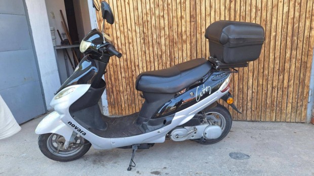 Elad Robog Novara City
