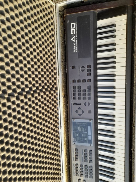 Elad Roland A 90 controller