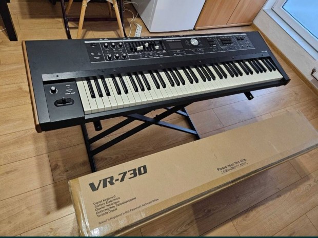 Elad Roland VR 730 Combo elektromos orgona