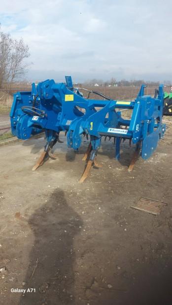 Elad� Rolmako U 624 k�z�pm�ly laz�t�