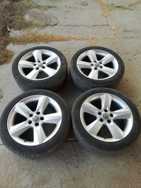 Elad� Ronel alufelni gumival 17"