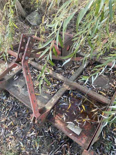 Eladó Rz 1.5m szárzuzó