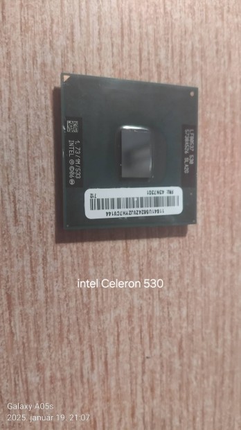 Elad S478 mobil processzor Celeron 530